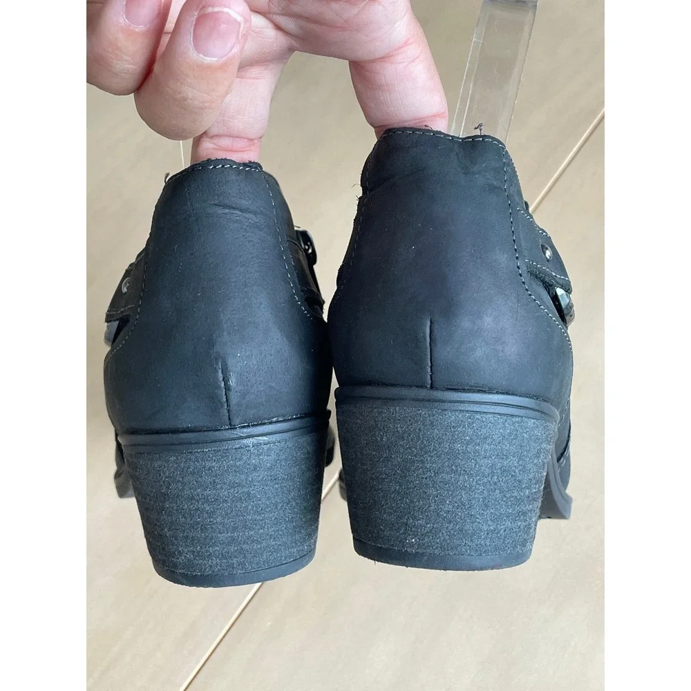 Clarks Charlten Grace Black Oily Leather Ankle Boots Booties Women's 7 W Wide